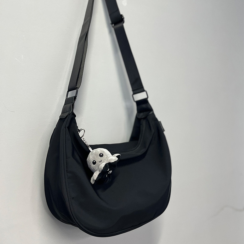 Black large (pure colour without letters) + octopus